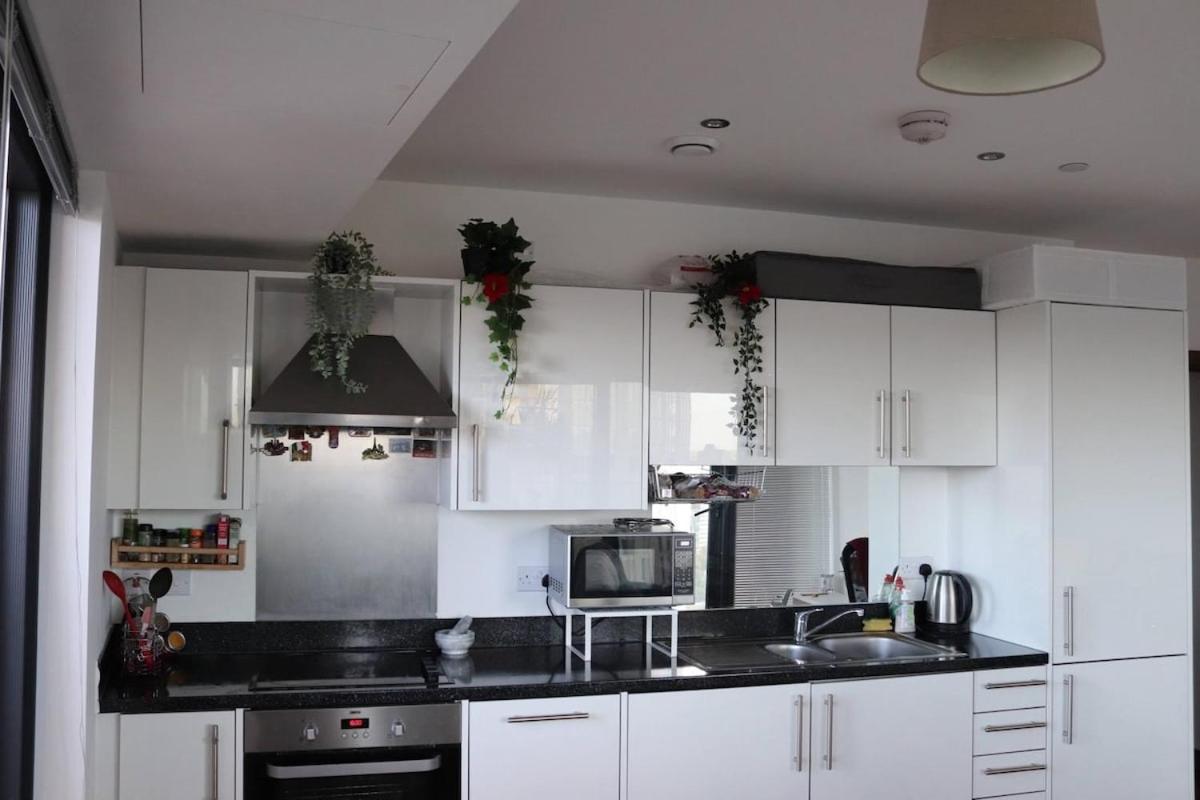 View Apartment *